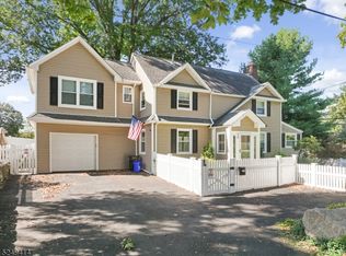 28 Harrison Ave, Roseland, NJ 07068