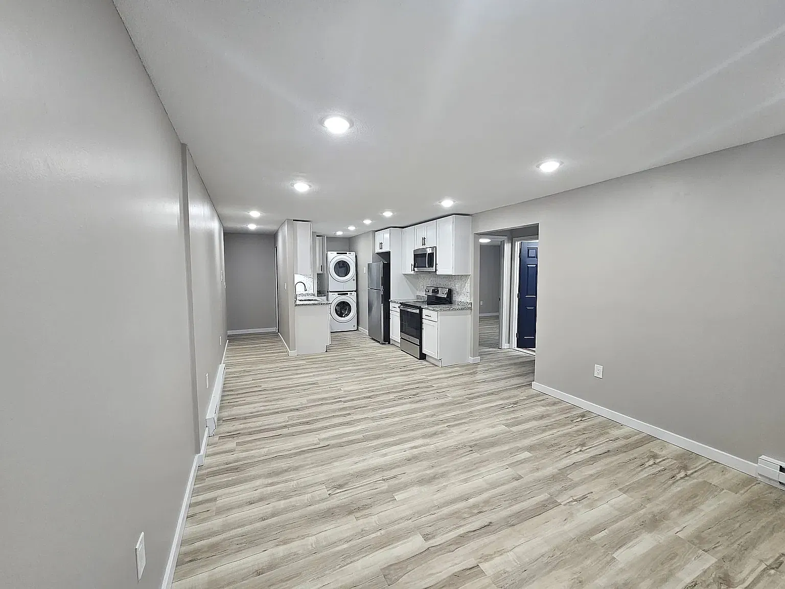 1 bed, 950 sqft, $1,600 — Photo 2