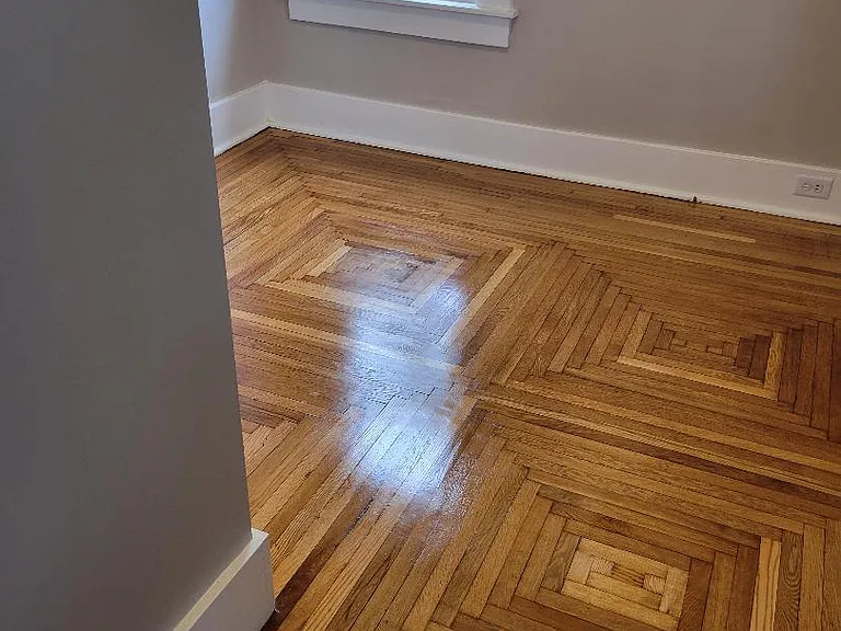 914 Middle St — Photo 10