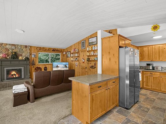 5th image of 437 E Alsea Riviera Dr