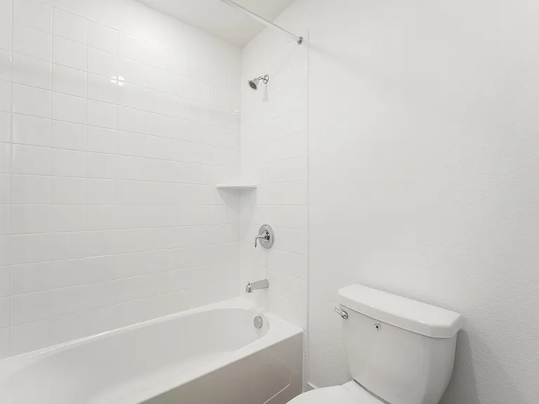 5556 Mare Ln — Photo 14