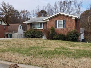 2029 Ashley Rd, Greensboro, NC 27405