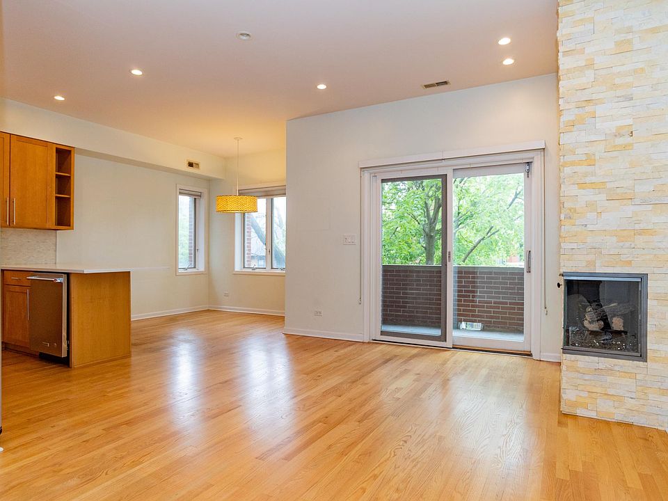 1st image of 2132 W Evergreen Ave APT 2D