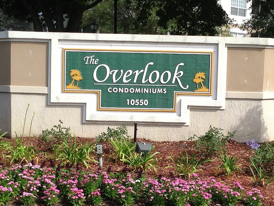 10550 Baymeadows Rd #527