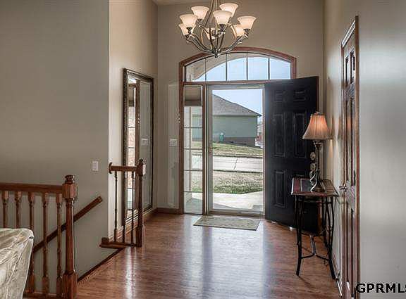 3rd image of 9824 Val Verde Dr