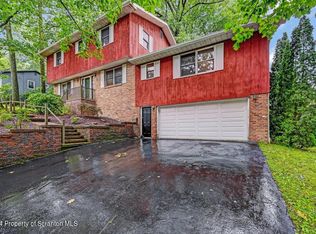 700 Lilac Ln, Clarks Summit, PA 18411