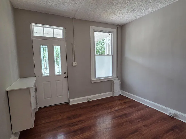 45 Todd Pl NE — Photo 4