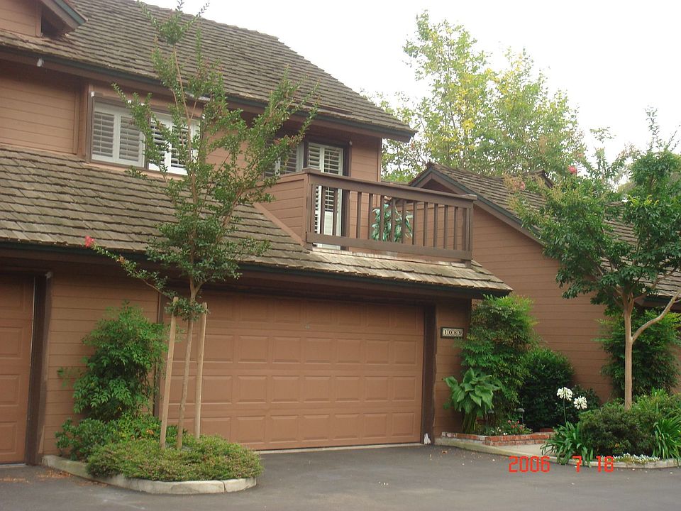 Exclusive, Private Community