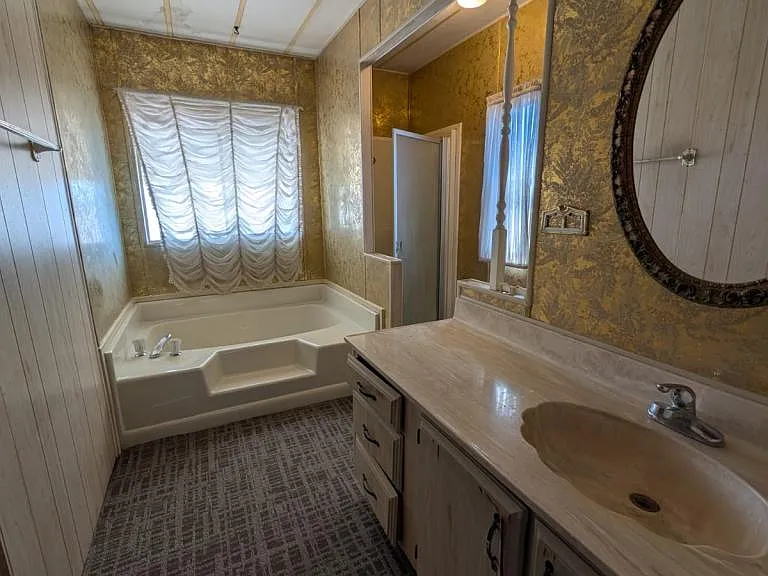 5021 N Kevy Pl — Photo 8