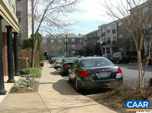 755 Walker Sq APT 3D, Charlottesville, VA 22903