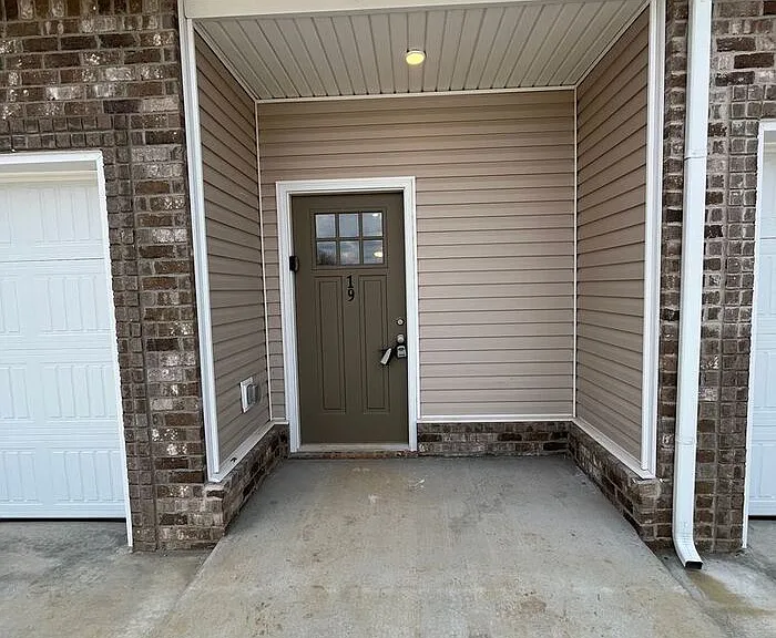 3385 Polly Dr #19 — Photo 2