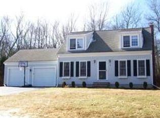 19 Millbrook Dr, Rockland, MA 02370
