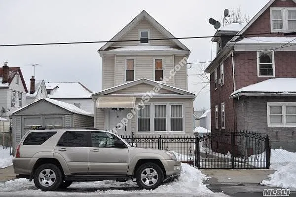 17014 89th Ave photo 1