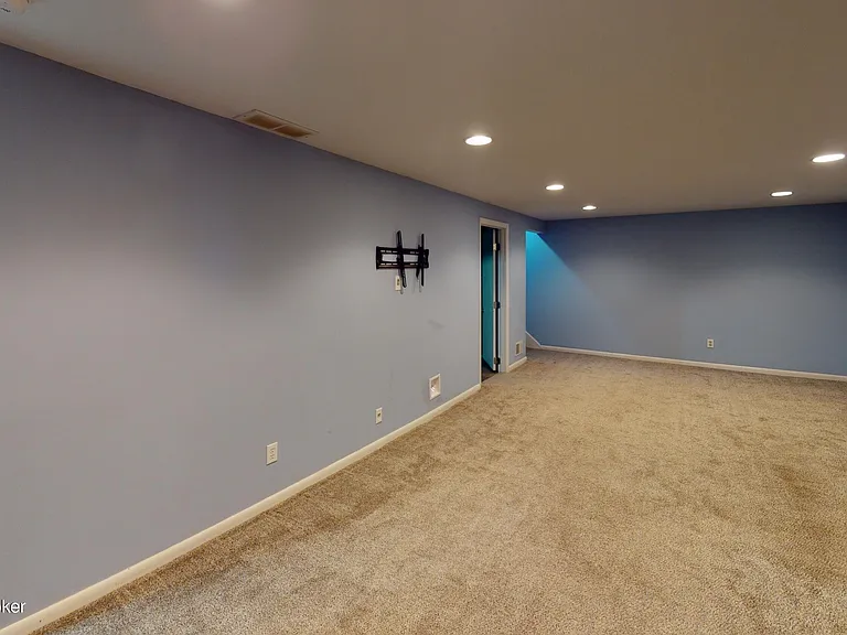 707 Dorsey Way — Photo 13