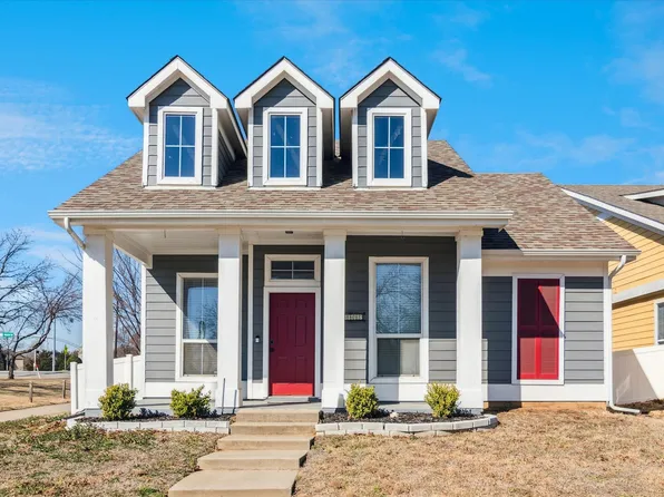 1805 Cambridge Dr, Aubrey, TX 76227