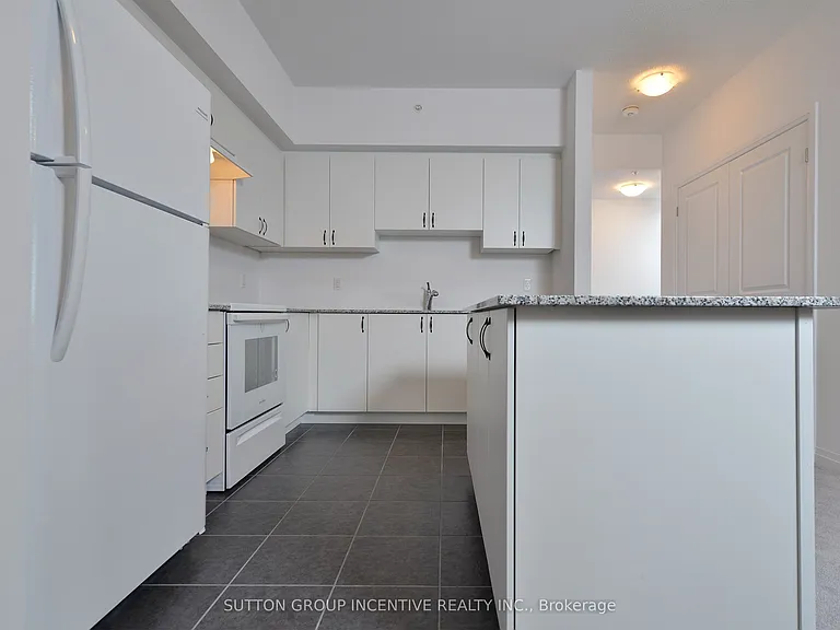 306 Essa Rd #505 — Photo 14