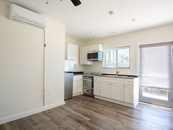 4th image of 8824 Calliandra Rd