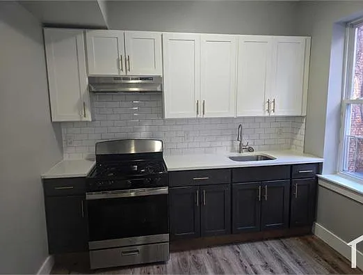 700 Chancellor Ave #203 — Photo 14