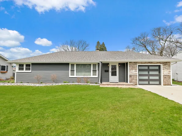 639 Braeburn Rd, Dundee, IL 60118