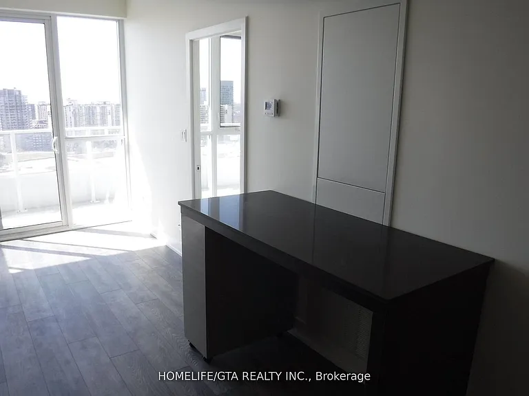 180 Fairview Mall Dr #2001 — Photo 3