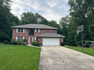 6818 W Sycamore Ln, Covington, IN 47932