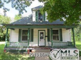 112 Booth Rd, Eldon, MO 65026