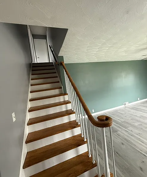 1706 W 9th St — Photo 11