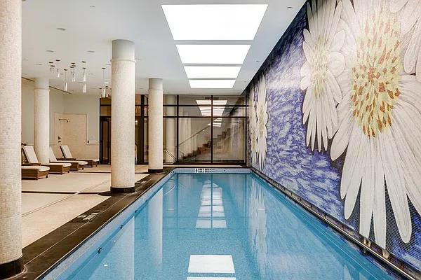 Sold by Compass | media 20