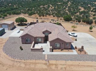 10933 Densmar Rd, Oak Hills, CA 92344