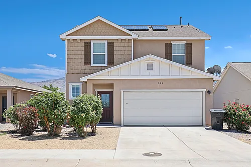 894 Valencia Photo 1