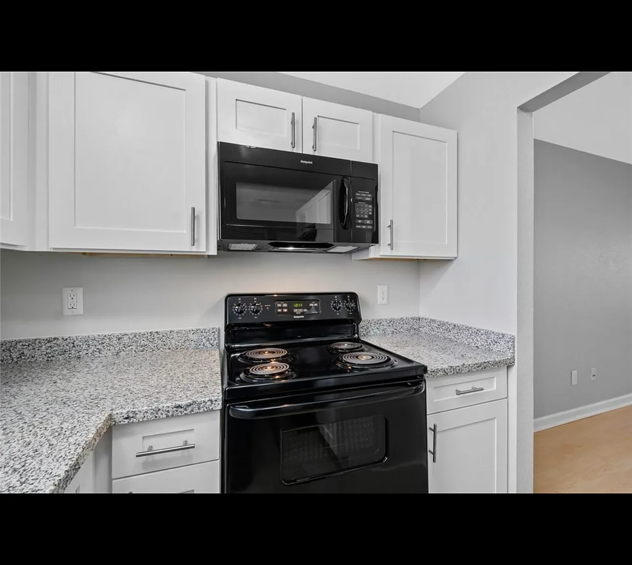 1419 E Sequoyah Ct — Photo 4