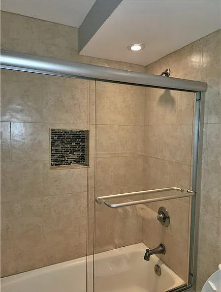 1 bed, 751 sqft, $2,750 — Photo 4