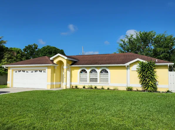 2514 SE Rock Springs Dr, Port Saint Lucie, FL 34952