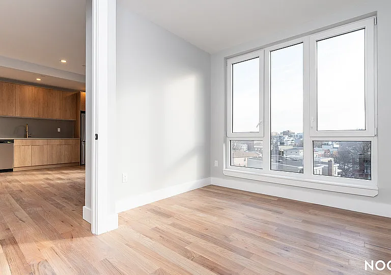 31-61 Vernon Blvd #6X — Photo 6