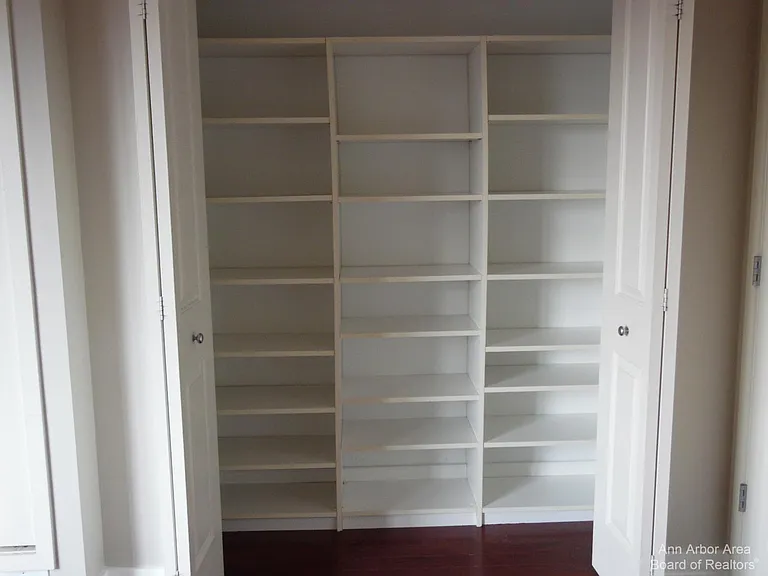 111 N Ashley St #901 — Photo 11