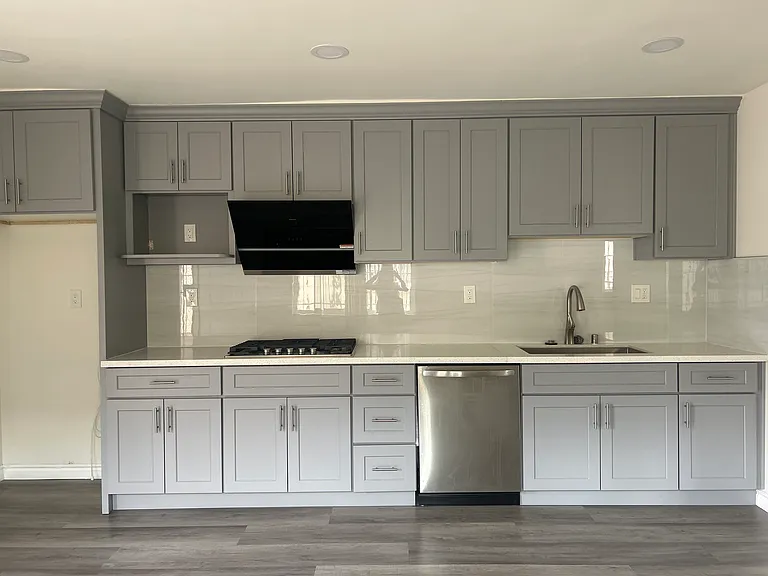 212 N Baltimore Ave #B — Photo 6