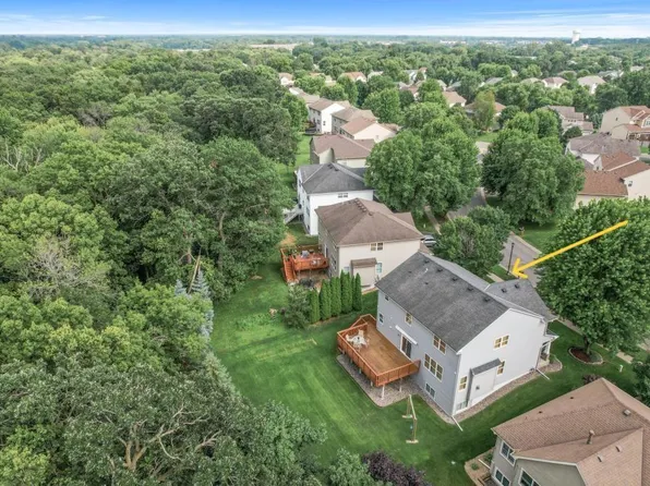 529 S Creek Dr N, Champlin, MN 55316