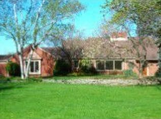 7174 Old Mill Rd, Bloomfield Hills, MI 48301