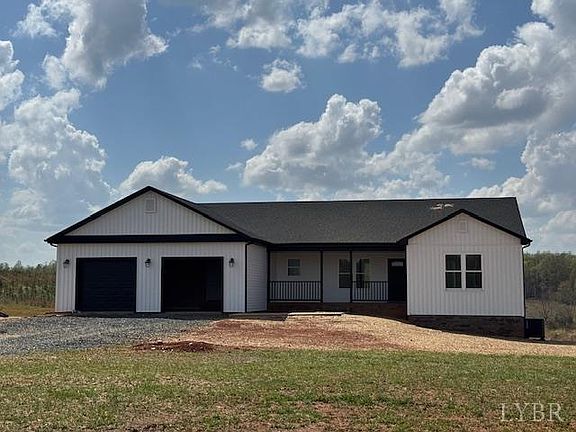 2nd image of 1839 Horseshoe Rd