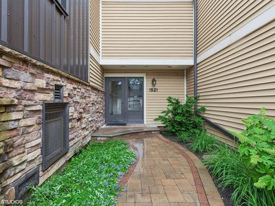 1521 S County Farm Rd #1-3C, Wheaton, IL, 60189