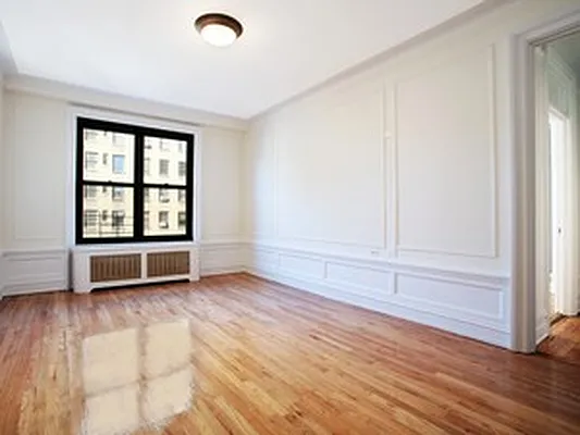 Sold by Citi Habitats | media 18