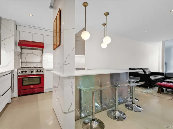 117 E 57th Street #20F, New York (Manhattan), NY 10022