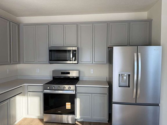 5th image of 3846 Riverstone Dr