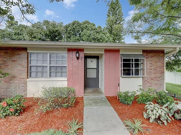 2nd image of 2264 Lark Cir W APT F