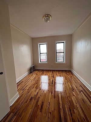 5th image of 3213 Snyder Ave APT D1