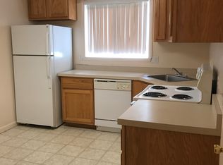 34 Pleasant St APT A, Easthampton, MA 01027