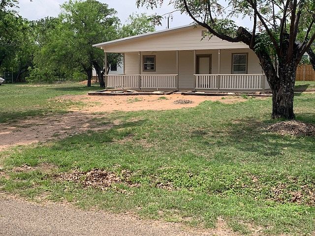1st image of 628 Magnolia Ln