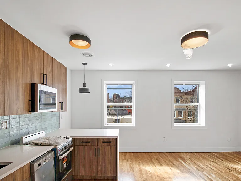 1259 Bergen St #4F — Photo 6