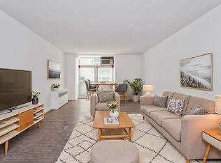 88 Fulton St #110, New York, NY 10038