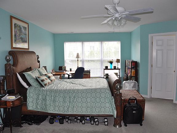 3rd image of 1717 New Haven Dr